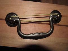 BRAND NEW THREE PIECE OIL RUBBED BRONZE DRAWER FURNITURE PULL 3 1/2″ HOLE CENTER