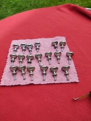 Cabinetry Knobs, Hardware Included, 19
