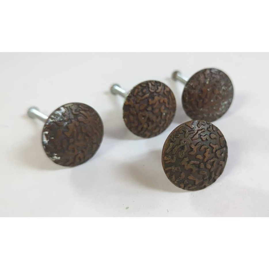 Vintage Set of 4 Metal Abstract Animal Print Dresser Cabinet Knobs Missing Screw