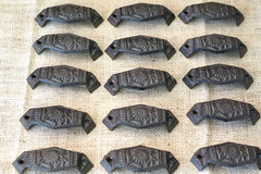 15 CAST IRON FANCY CUP PULLS DRAWER CABINET BIN HANDLES RUSTIC VINTAGE DRESSER