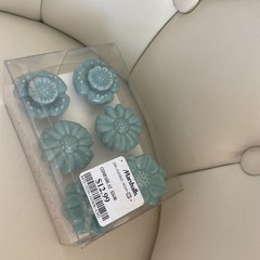 Hand Crafted Ceramic Drawer, Pull Knobs (6) Teal Colored Floral Knobs 🆕￼🥰