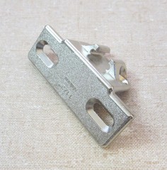 New BLUM 1-1/2″ OL Plate, Edge-Mount for COMPACT 33 110º Hinge, 130.115-01.02