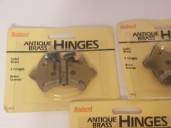 NEW (3) 2-Packs Brainerd Antique Brass Hinges & Screws – Solid Brass #9075