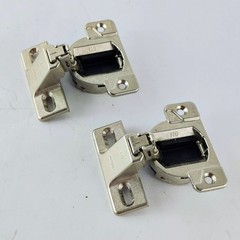 2 Blum 110° Cabinet Hinges 130.110-01.23 w/ 30.310-11.02 Base Plate 1/2″ OL