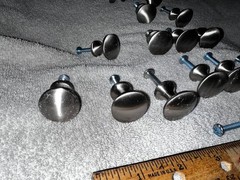 Lot of 16 METAL KITCHEN, DRESSER,FURNITURE, KNOBS & SCREWS NICKEL FINISH SEE👀😁