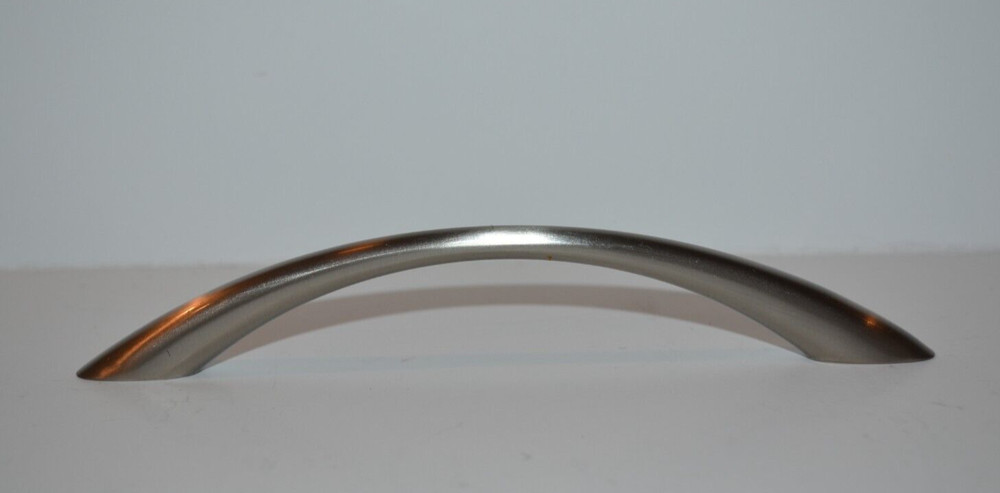 Amerock satin nikel 5 1/16 (128 mm) center to center handle pull (lot of 10)