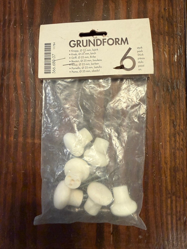 NEW Ikea Grundform 566.680.07 White Birch Plastic Knobs 25mm Pulls 6 Pack SEALED