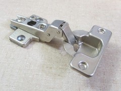 BLUM Half Overlay CABINET HINGE 70.255-01 w/ Slide-On Mount Plate 195H710-02