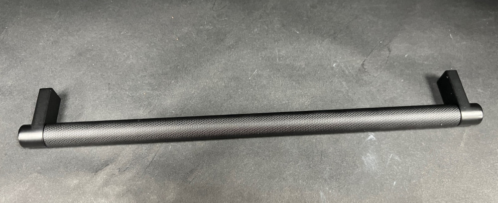 EMTEK 84057.RECUS19.KNUS19 10″ C-C CABINET PULL MATTE BLACK