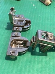 Lot of 8 Blum 38C355-01 Compact 1-1/2″ Overlay Cabinet Hinge Self Closing
