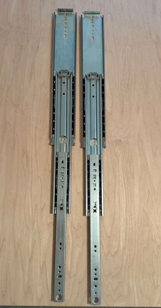 2- ACCURIDE 18″ 9301E EXTRA HEAVY DUTY FULL EXTENSION 600 LB NON-DISCONNECT