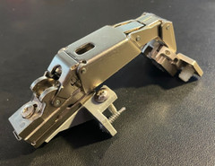NEW Grass 3903, 2625110 Snap On hinge, Full Overlay w/ #048 Replica Base Plate