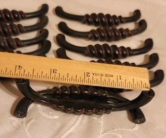 RUSTIC IRON SET OF 12 MANCHESTER DROWERS PULLS BY BELWITH PRODUCH 4.1/8″LONG