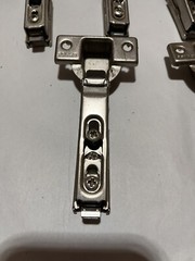 GRASS Hinge 1006-30 Clip On 110° – Self Close Spring (3703VS)