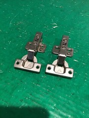 (2) Victory “V” V45 Half Overlay Soft Close Hydraulic Cabinet Hinge H-2 Clip On