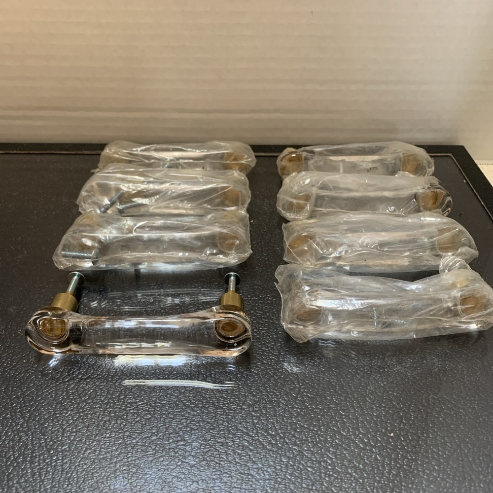 8 Clear Glass Cabinet Dresser Pulls. See Pictures For Measurements