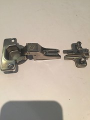 FERRARI 110 DEGREE CABINET DOOR HINGE W PLATE 4″ MADE IN ITALY