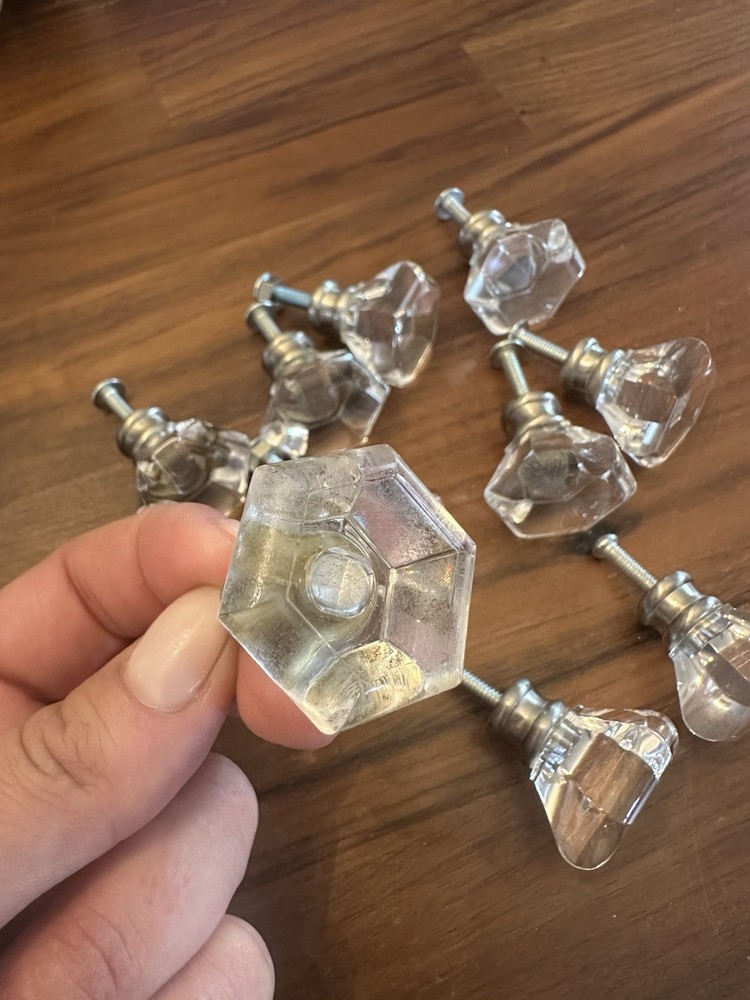 Clear Knob Set – 10 Regular Size + 1 Large Size
