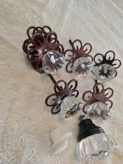 Set of 5 Clear Glass Cabinet Knobs with Red-Blac Metal Flower Backplates, etc