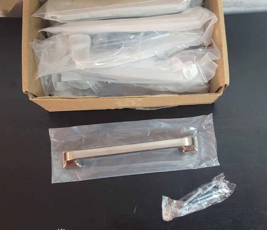 NEW ~ KNOKLOCK 5″ (128mm) Kitchen Cabinet Handles ~ 10 Pack ~ Satin Nickel