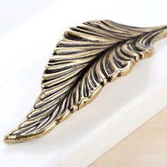 Creative Drawer Cabinet Knob Handle Wardrobe Cloest Door Pull Furniture w Screws