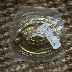 Van Dyke’s Restorers – Brass Oval Pulls – New 2 1/2” S5200 – Colonial Federal