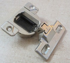 Blum COMPACT 110° Hinges 30.310-11.02 w/130.111-01.02 Plates, 1″ OL, Nickel