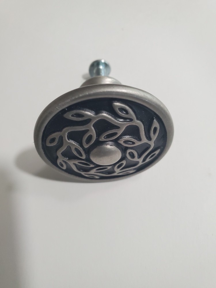 Liberty Leaf & Vine 1-1/2 in. (38 mm) Brushed Satin Pewter & Black Round Knob
