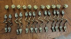 Hickory Hardware 13 Wavy Vine Touch Of Spring Pulls, 3.75”,3” C/L,11 Round Knobs