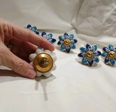 Hand-Painted Multi-Flower Ceramic Knobs (6 Pack) – Floral Furniture Pulls.