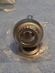 Jeffrey Alexander S6060SN Satin Nickel Cabinet Knobs LOT OF 5 Drawer Pulls