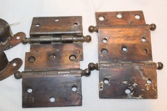 Lot of 4 VTG Copper Tone Cabinet Door Hinges ~ 2 Cabinet Pulls ~ 1 Lock ~ Screws