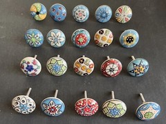 25 PC of Multicolour Colorful Ceramic Knobs by theCarnatico