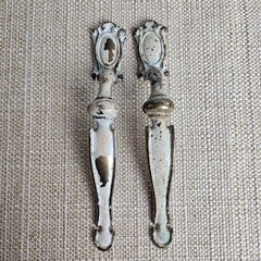 Vintage Farmhouse Cabinet Pulls Shabby Chic White Distressed French Country (2)