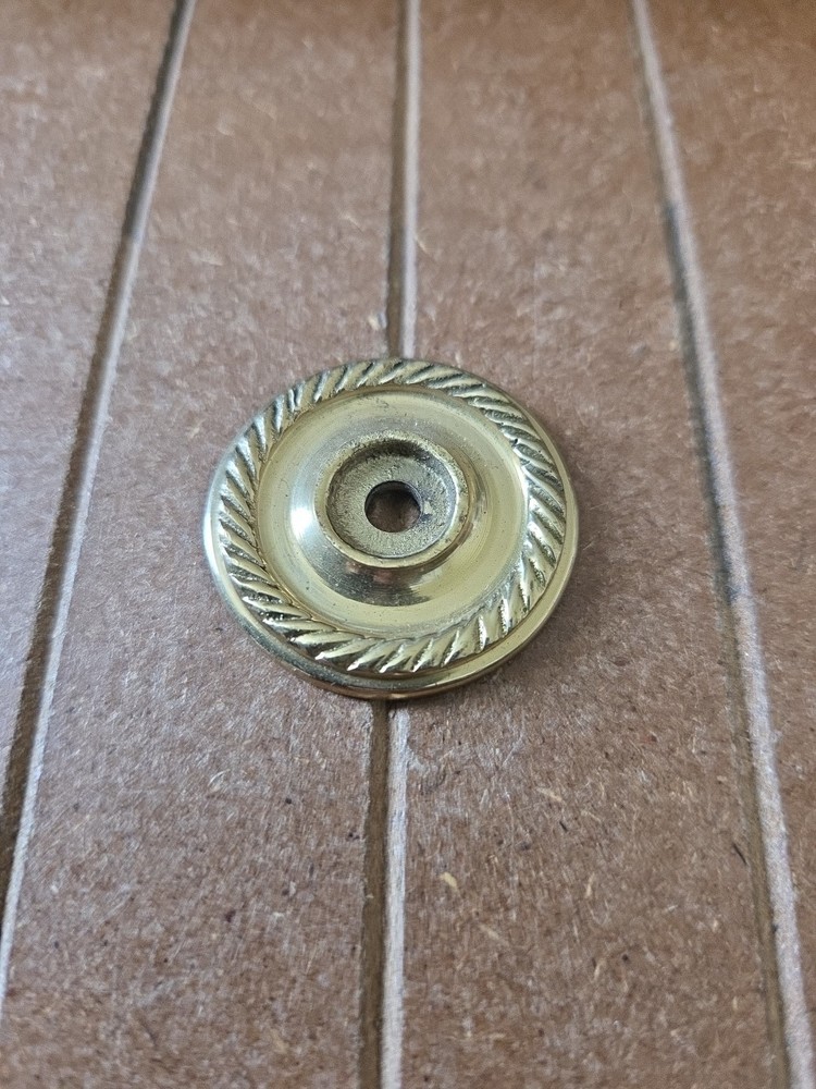 1.25 In Round Polished Brass Cabinet Knob Backplate