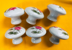 6 x Vintage White Ceramic with Pink Rose 1-1/4″ Knob Drawer Pull + Mount Screws