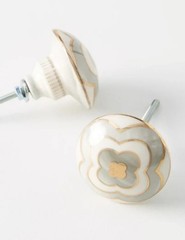 Anthropologie Gold Grey White Clover Knobs Ceramic Set Of 2 Sold Out Online!