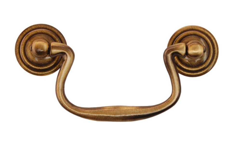 FURNITURE Chippendale Drawer Bail Knocker Pull 2 1/2″ C-C Handle Antique Brass