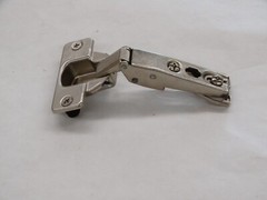 NOS, MEPLA # DS-29-256 S/00, Full Overlay, 130 Degree, Self-Closing Hinge
