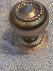 Jeffrey Alexander S6060SN Satin Nickel Cabinet Knobs LOT OF 5 Drawer Pulls