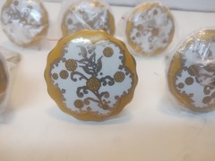 Beautiful Yellow & White Porcelain Floral and Gold Accent Door Knob Set **New