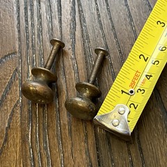 2 Vtg Solid Metal Ball Cabinet Knob Aged Copper Brass Round Drawer Pull 1″ Set