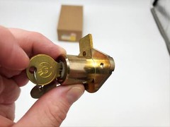 Eagle Lock Co Drawer Lock 7/8″ L x 0.85″ D Cylinder Bright Brass 711 1A Series
