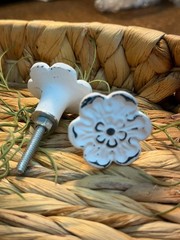 2 Shabby Chic Cottage VTG White Cast Iron Knobs Pull Cabinet Furniture Hardware