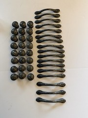 Amerock lot 41pc True Elegance Oak Leaf Cabinet Pulls / Knobs in wrought iron