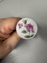 Lot of 17 – VTG Vintage White Porcelain Pink Rose Drawer Cabinet Knobs Handles