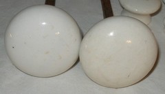 VINTAGE WHITE GLASS PORCELAIN PULL DOOR KNOBS