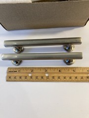 16- 5-1/2 in. Contemporary Satin Nickel Drawer & Cabinet Pulls (Pre Owned) SEE