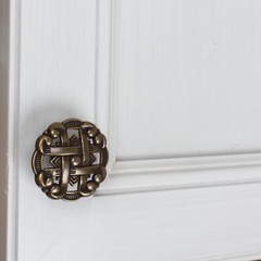 GlideRite 1-3/8 Inch Classic Celtic Cabinet Knob Antique Brass, 5745-AB-1
