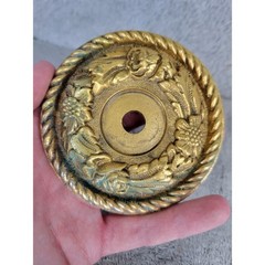 Vintage Brass Floral Door Knob with Embossed Backplate Spain 2.5” – Tarnished